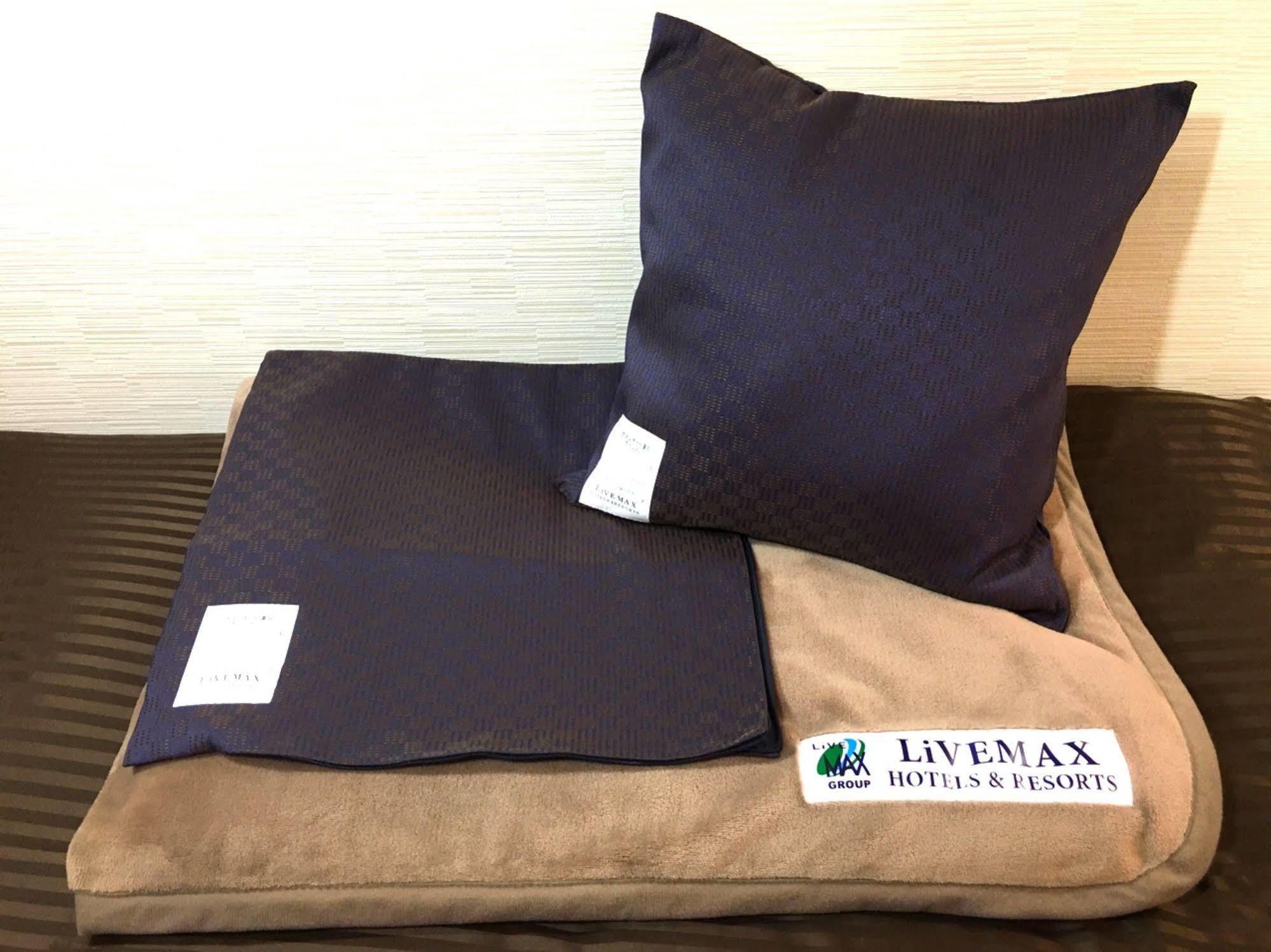 Hotel Livemax Budget Esaka Suita Exterior foto